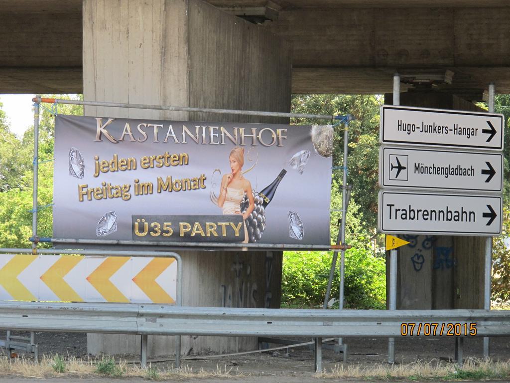 Kastanienhof Hotell Mönchengladbach Exteriör bild